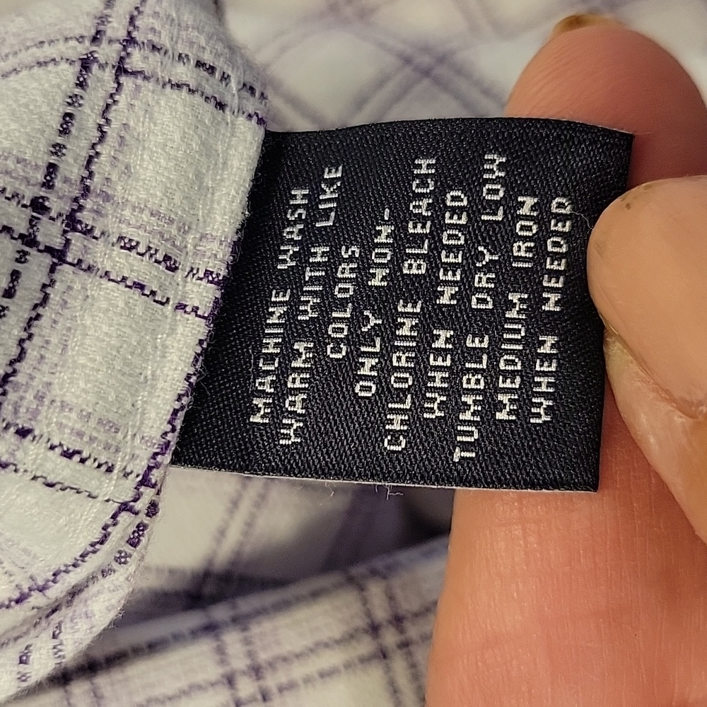 Hart Schaffner Marx Men's Button Down - Picture 6 of 6